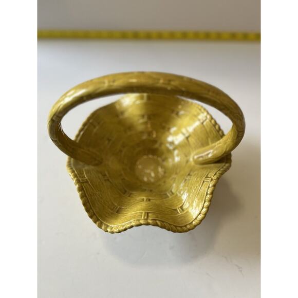 Vintage Ceramic Basket Yellow Weave With Handle Easter 1978 Nowells - Picture 5 of 16